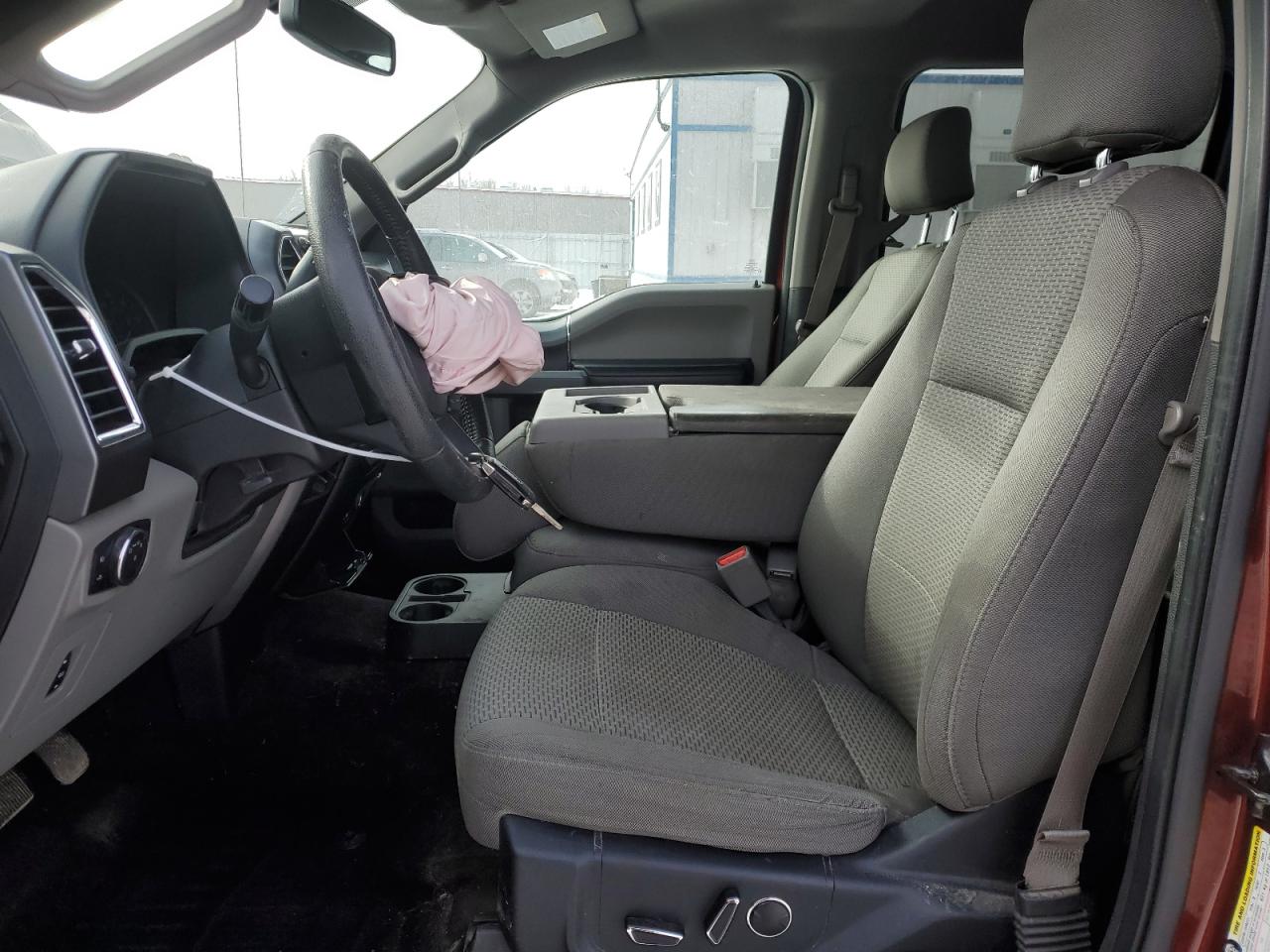2016 Ford F-150 - Image 7
