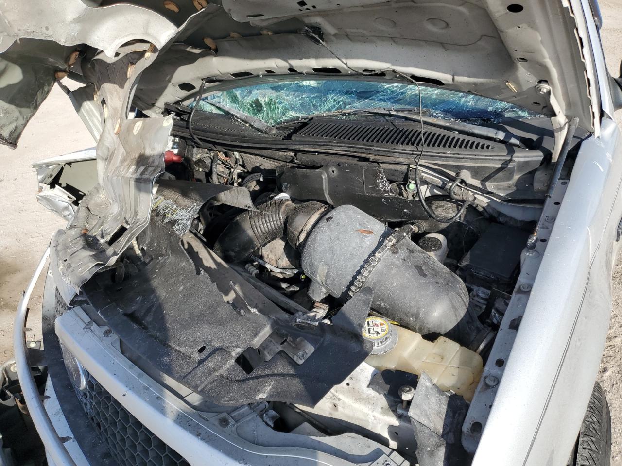 2003 Ford F-150 - Image 13