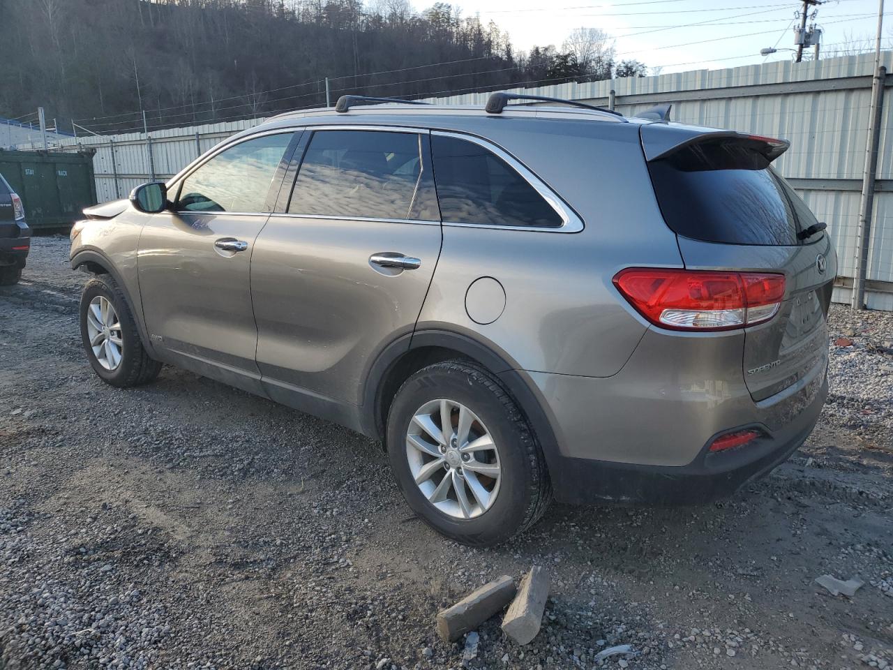 2018 Kia Sorento - Image 2