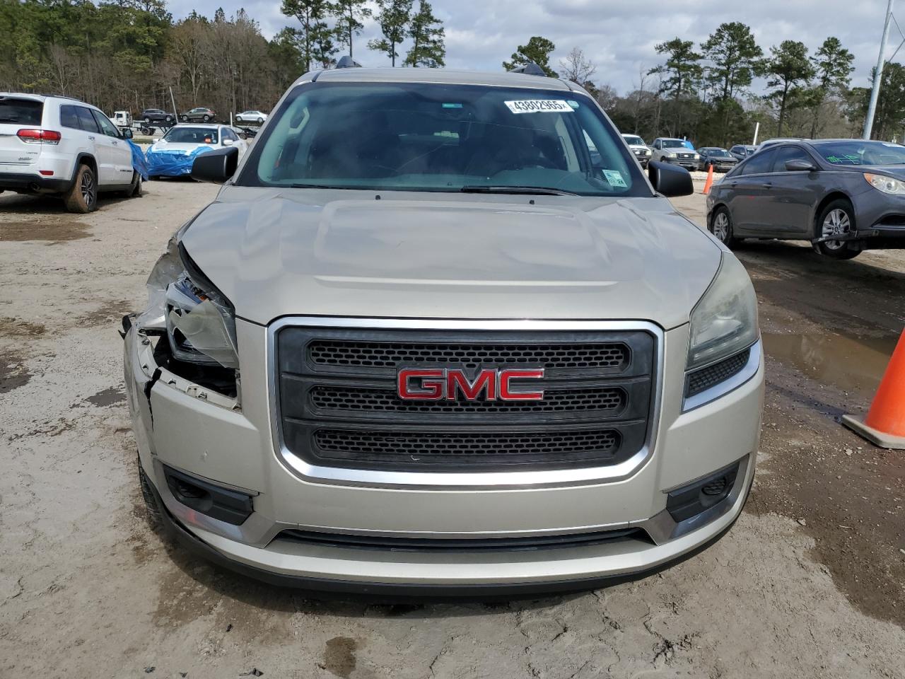 2016 GMC Acadia - Image 5