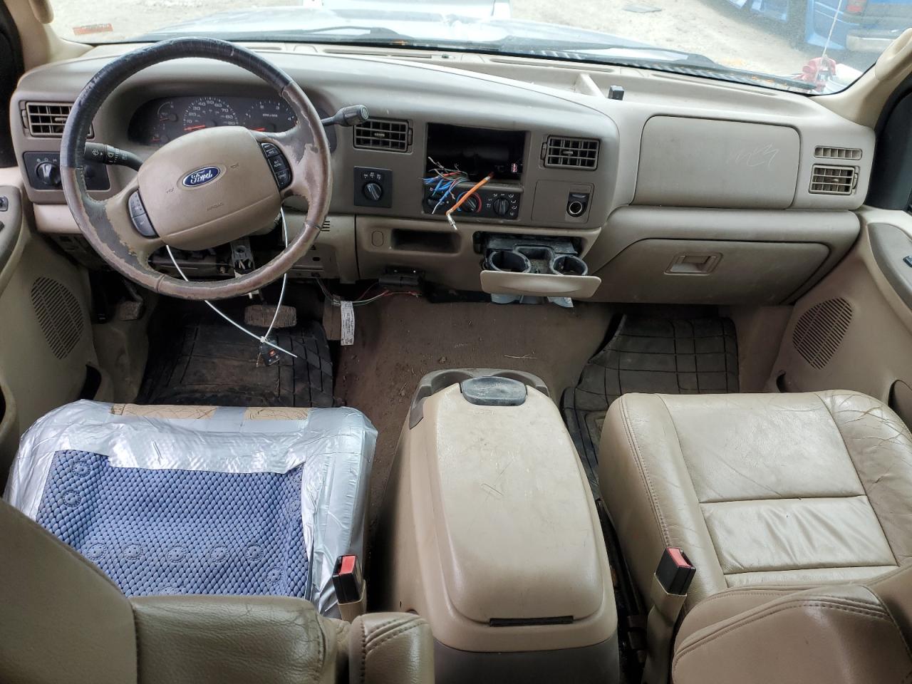 2004 Ford F250 - Image 8