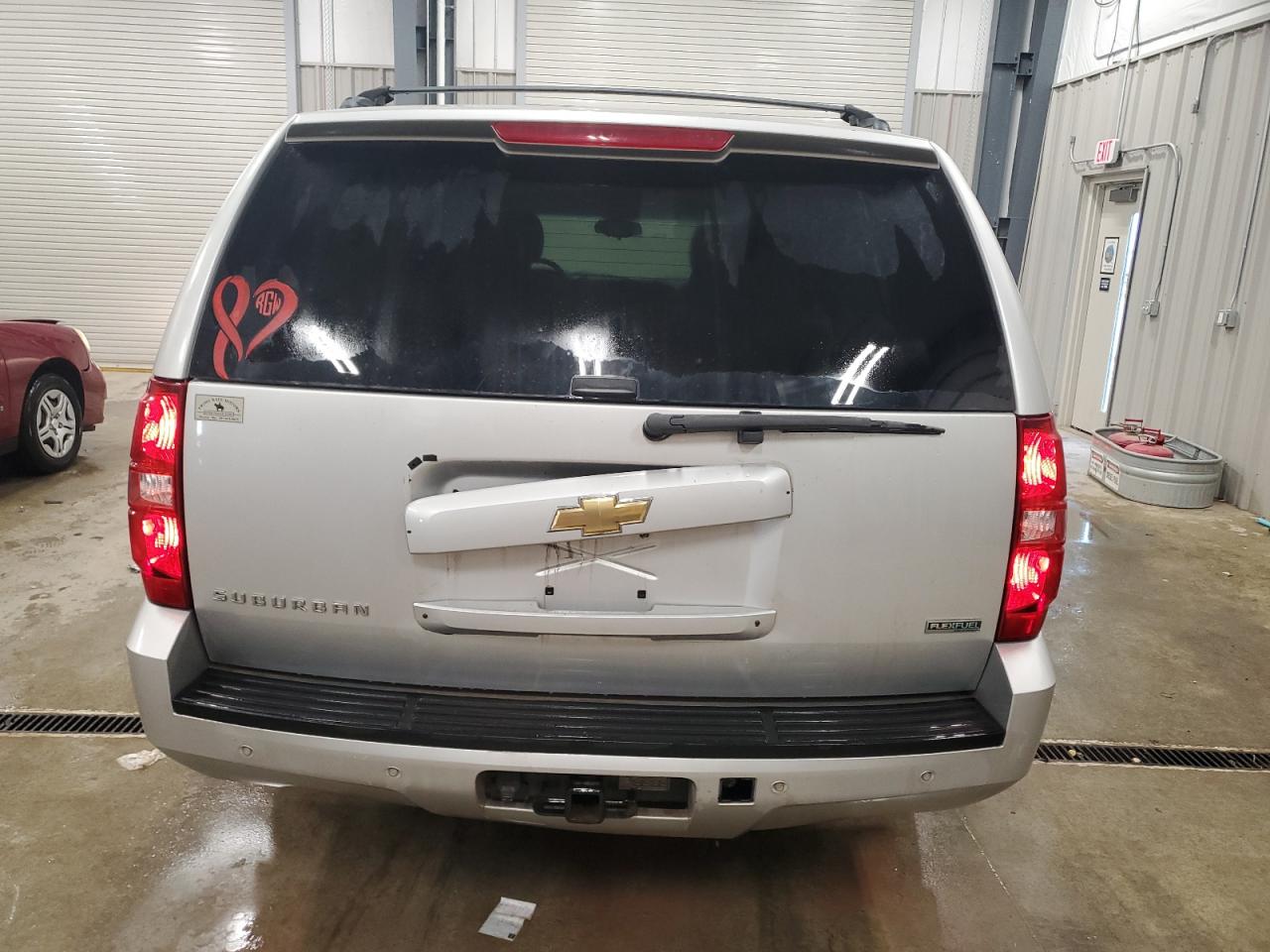 2011 Chevrolet Suburban - Image 6