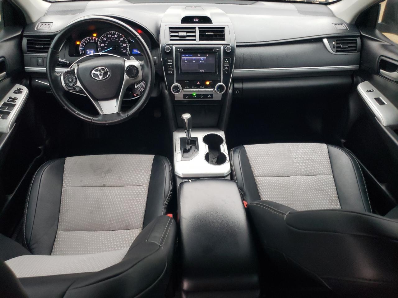 2014 Toyota Camry - Image 8