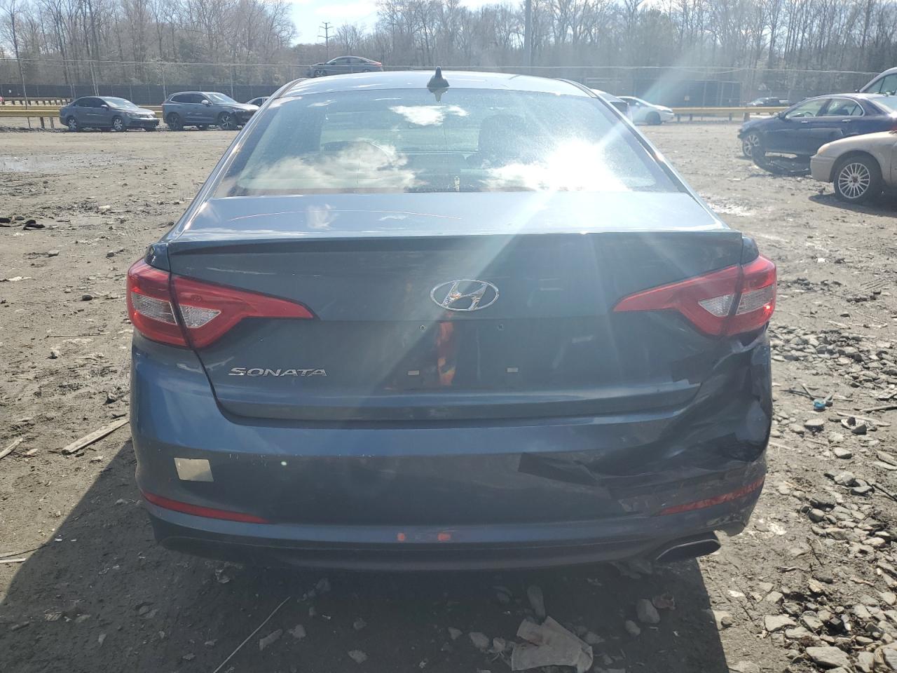 2016 Hyundai Sonata - Image 6