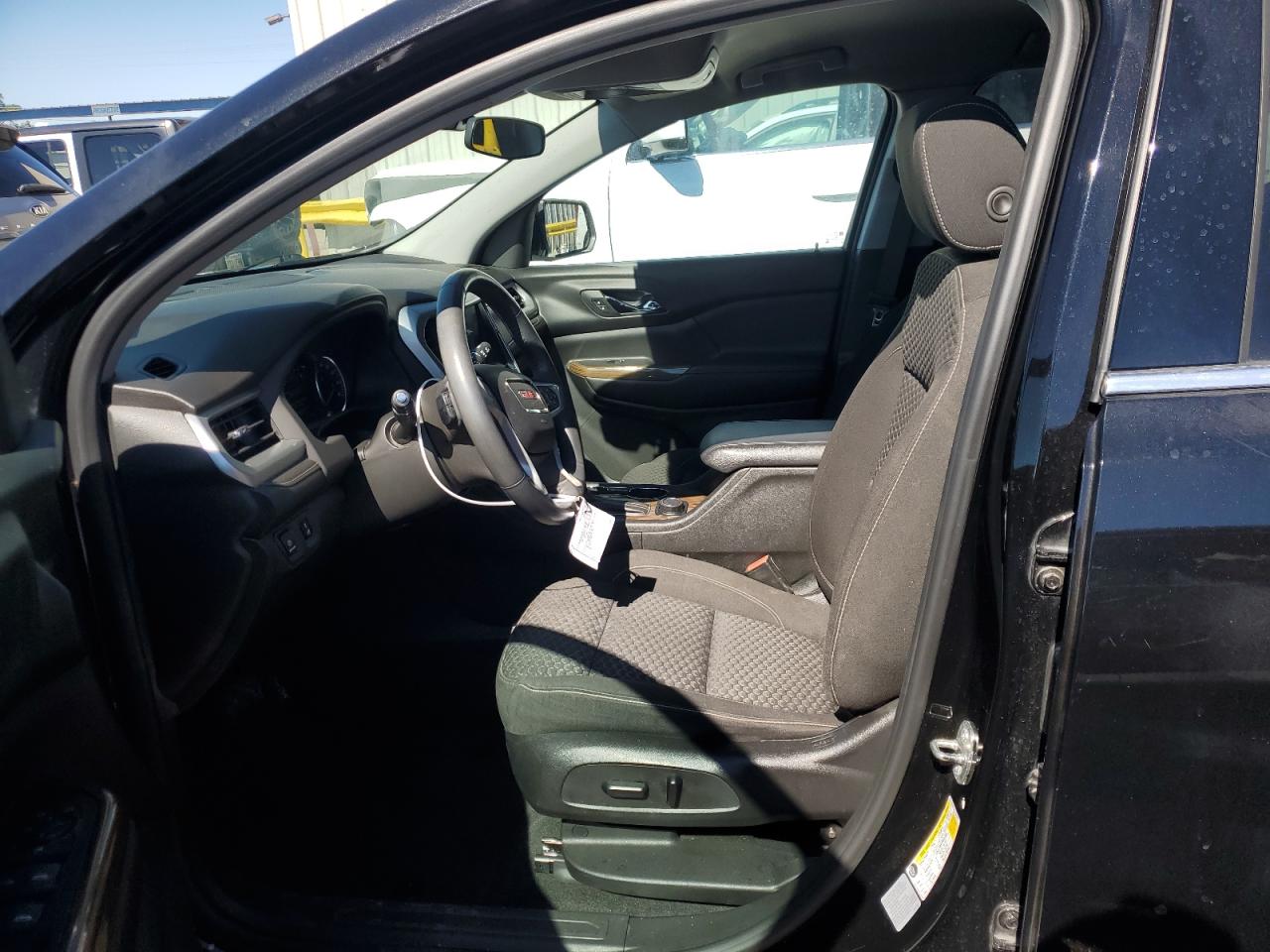 2017 GMC Acadia - Image 7