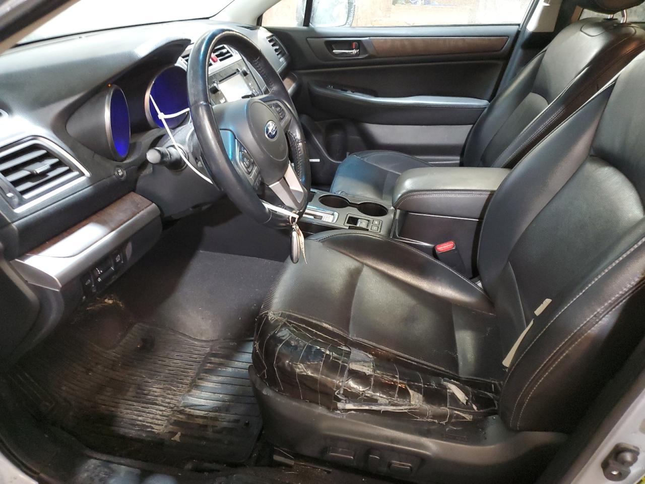 2015 Subaru Outback - Image 7