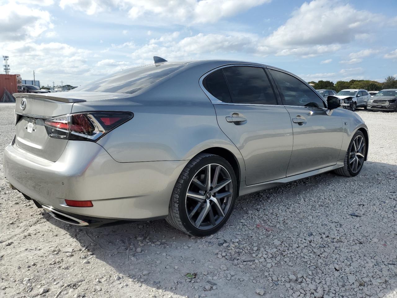 2019 Lexus GS - Image 3