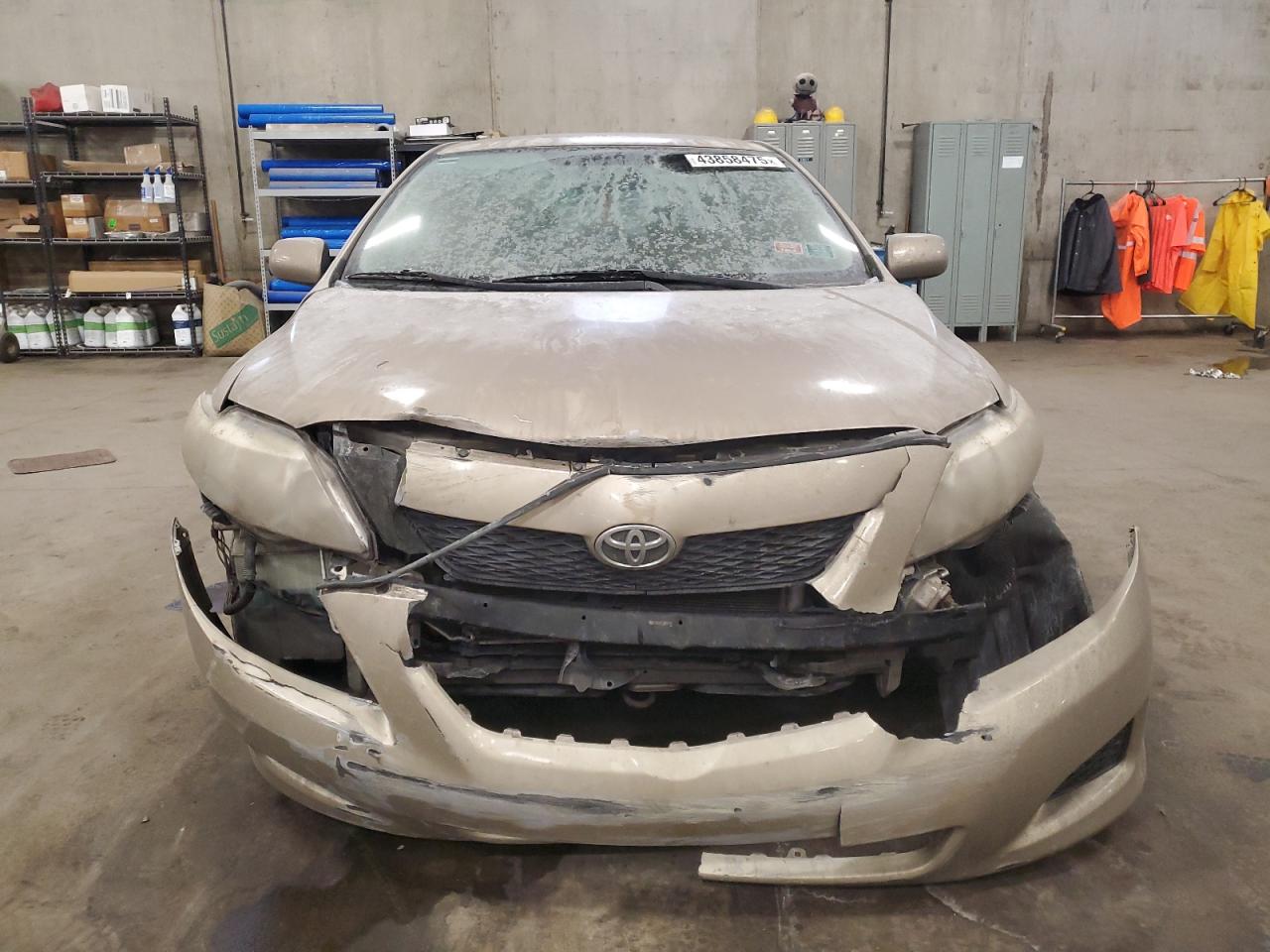 2010 Toyota Corolla - Image 5