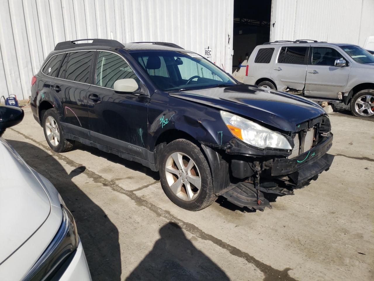 2013 Subaru Outback - Image 4