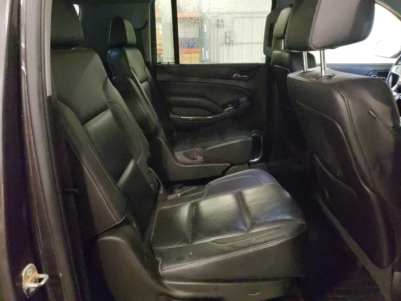 2016 GMC Yukon - Image 11