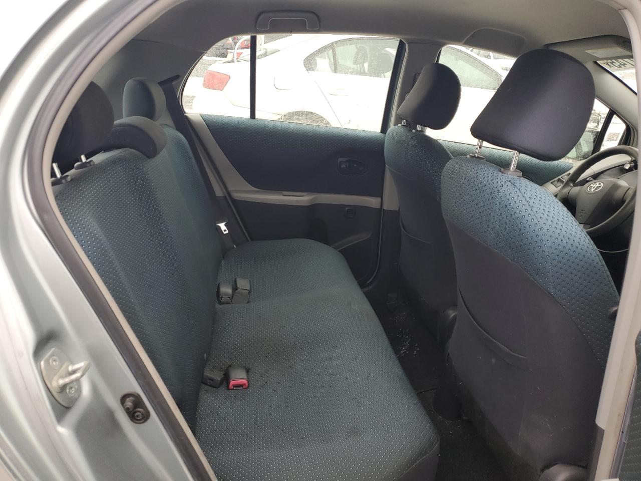 2008 Toyota Yaris - Image 10