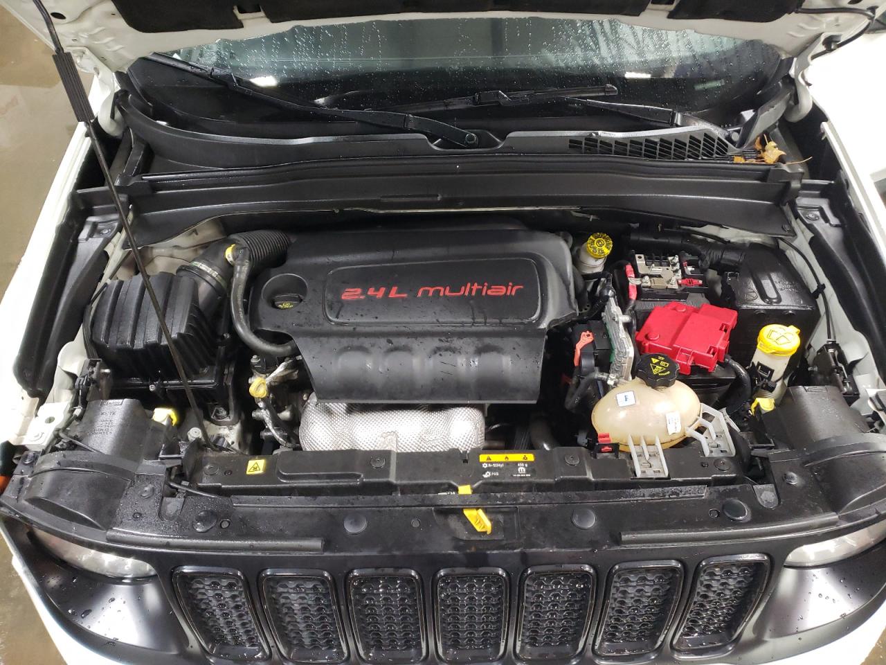 2019 Jeep Renegade - Image 11