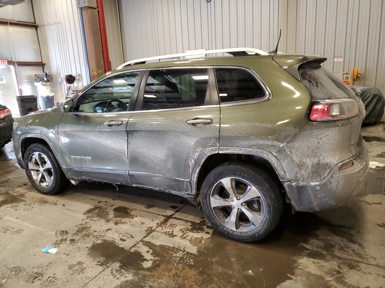 2019 Jeep Grand Cherokee - Image 2