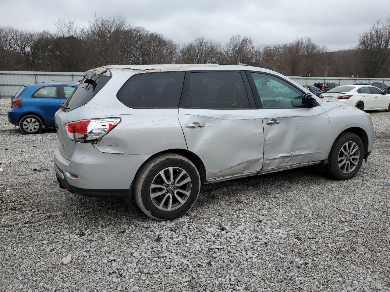 2013 Nissan Pathfinder - Image 3