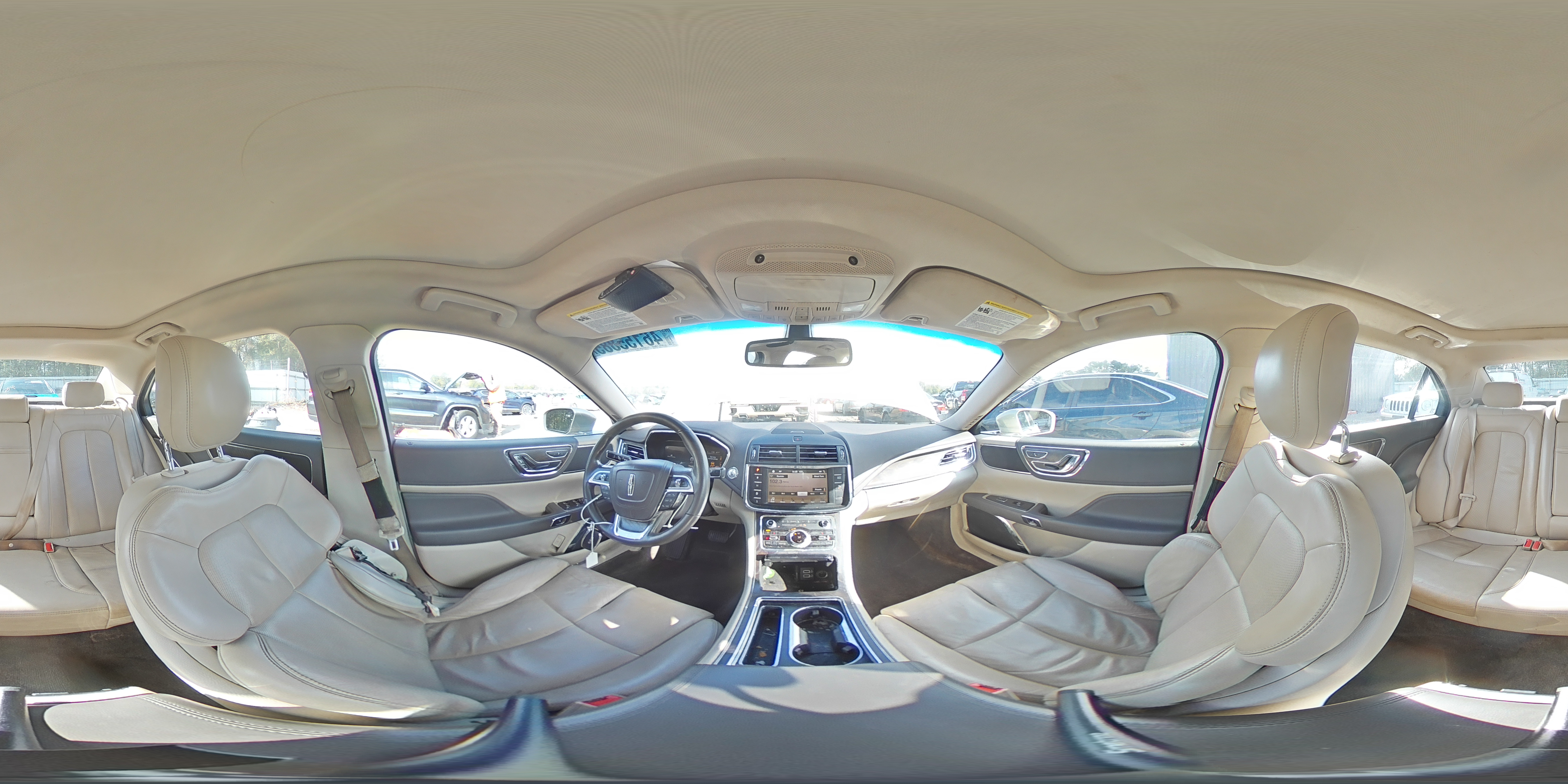2017 Lincoln Continental - Image 14