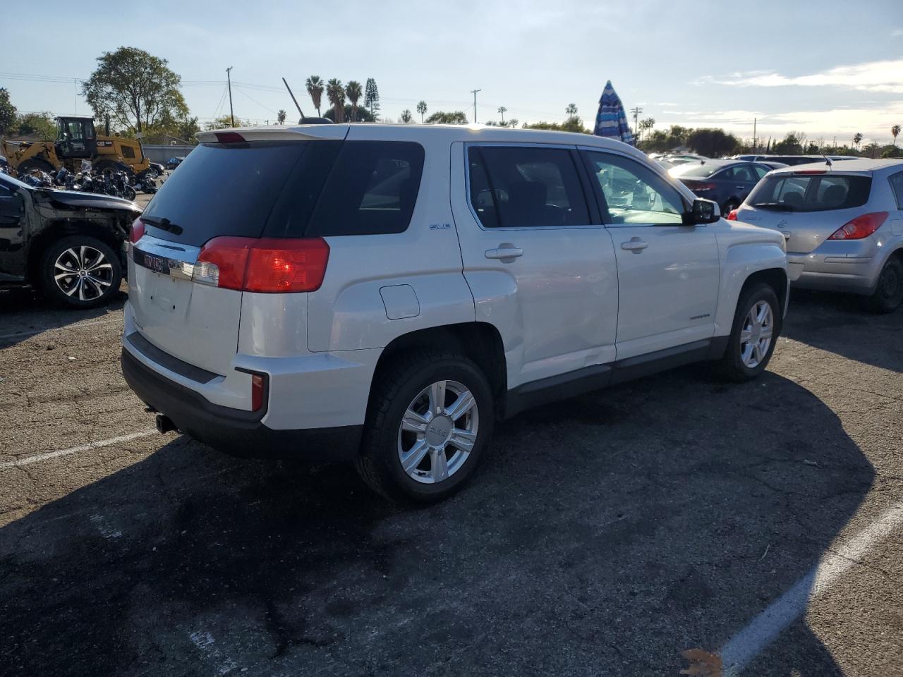 2016 GMC Terrain - Image 3