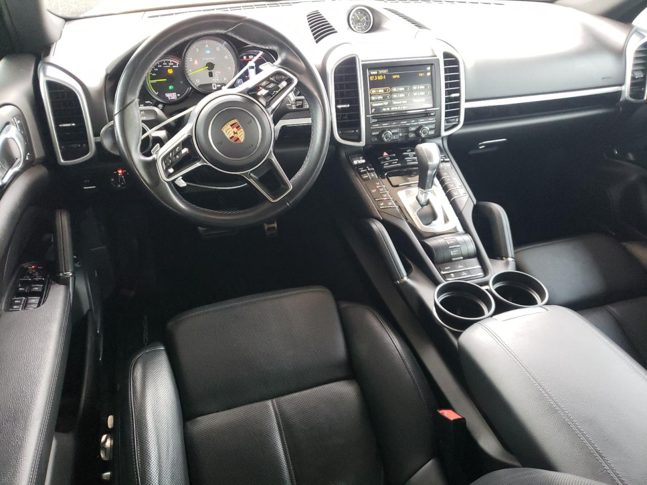2016 Porsche Cayenne - Image 8