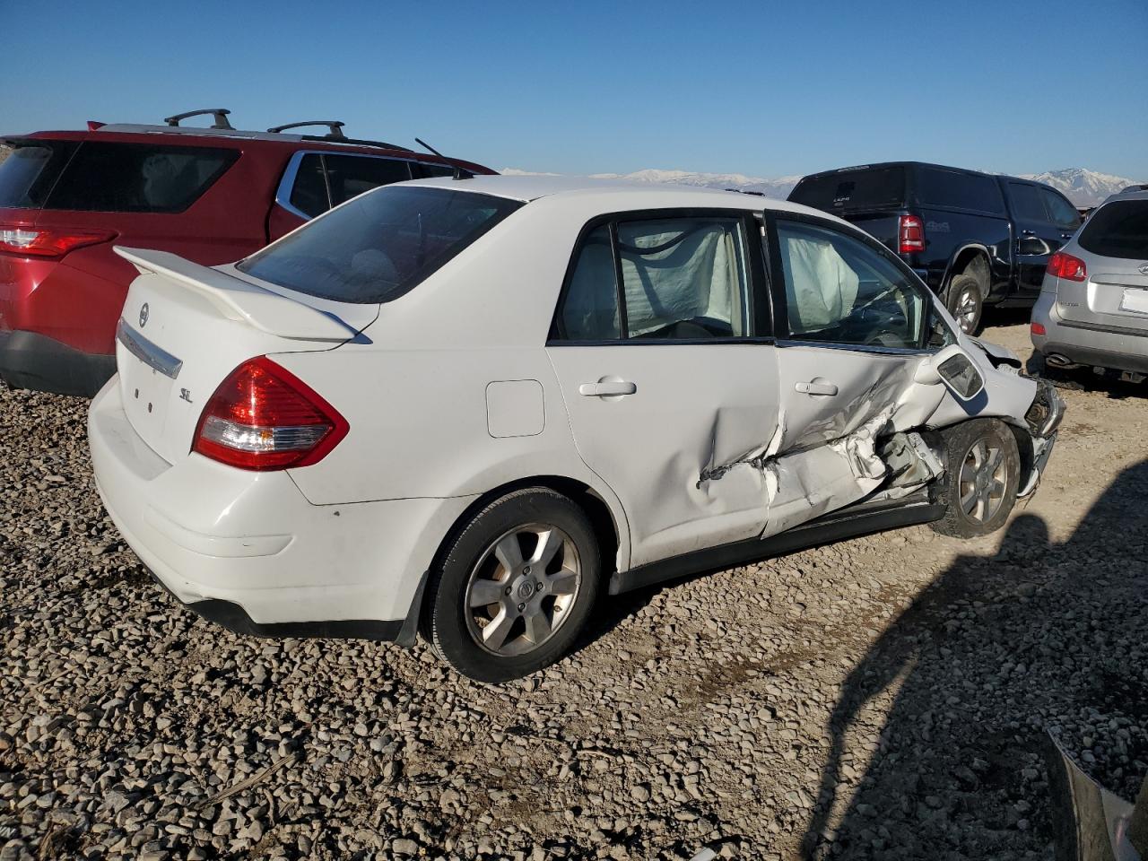 2007 Nissan Versa - Image 3