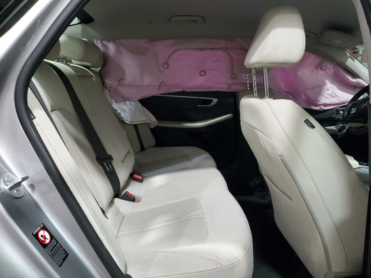 2021 Hyundai Sonata - Image 10
