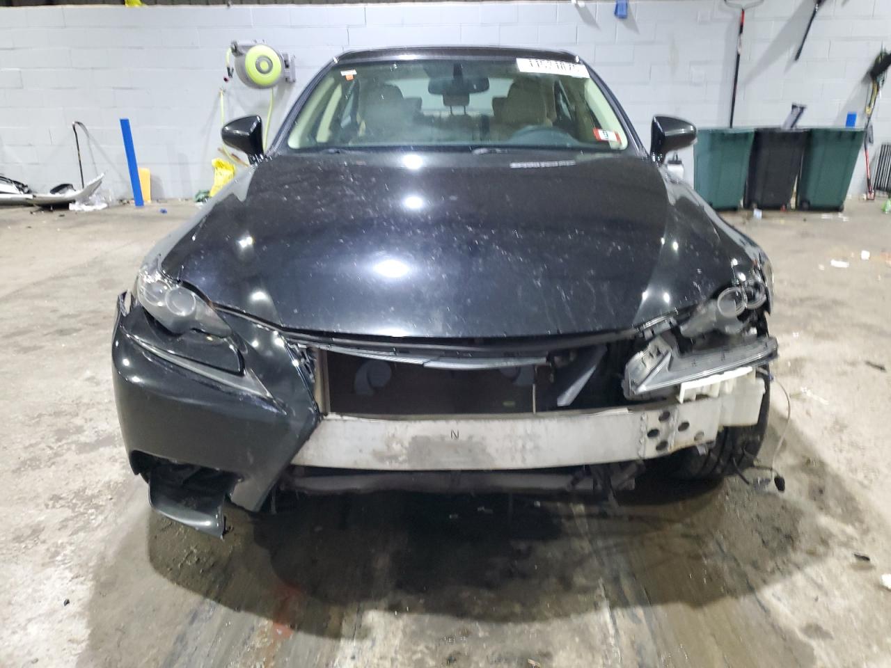 2015 Lexus IS - Image 5