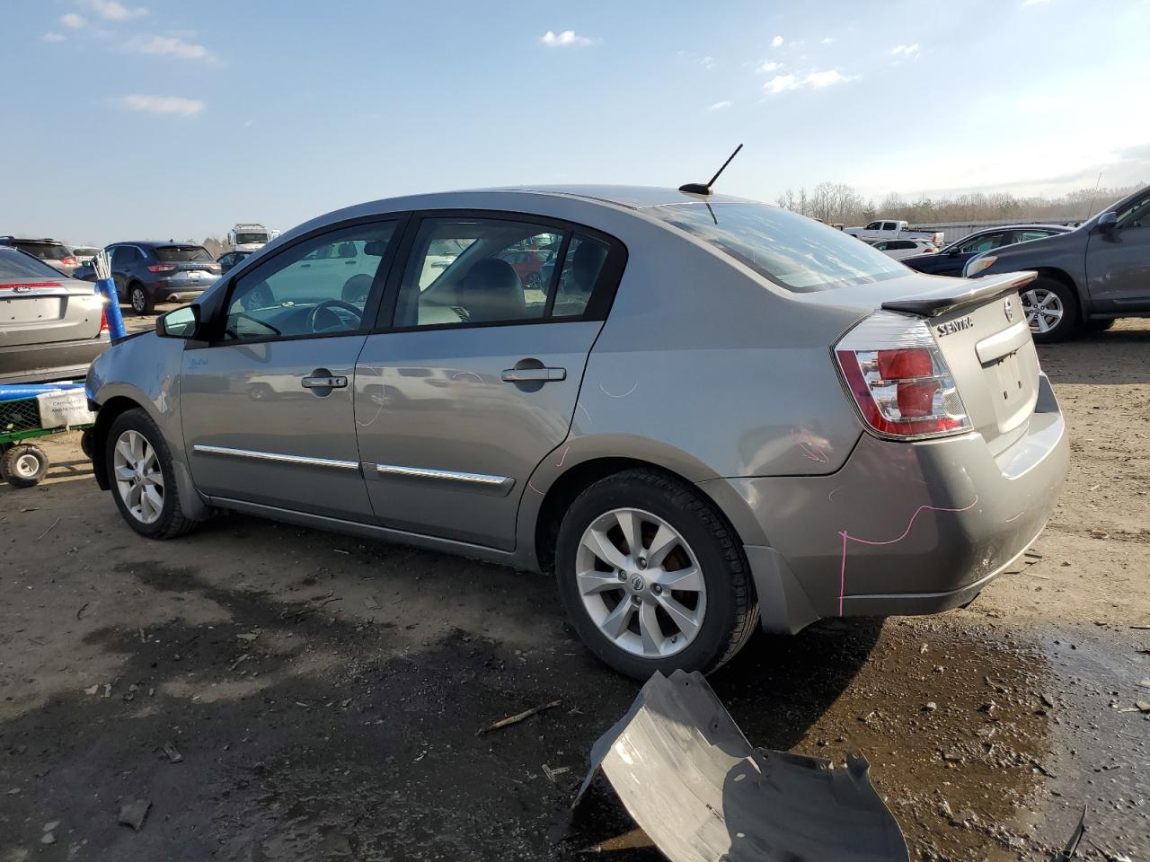 2011 Nissan Sentra - Image 2