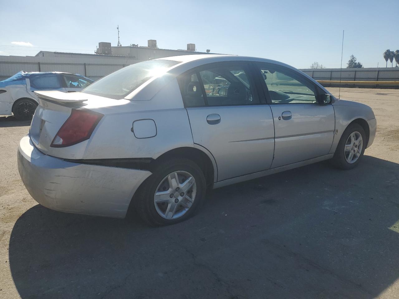 2007 Saturn ION - Image 3