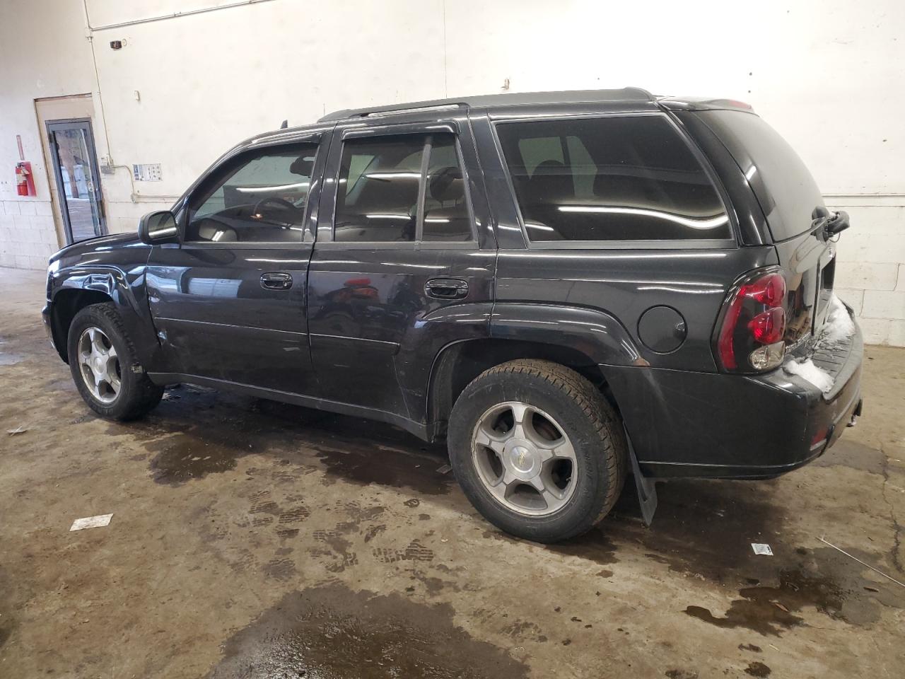 2008 Chevrolet TrailBlazer - Image 2