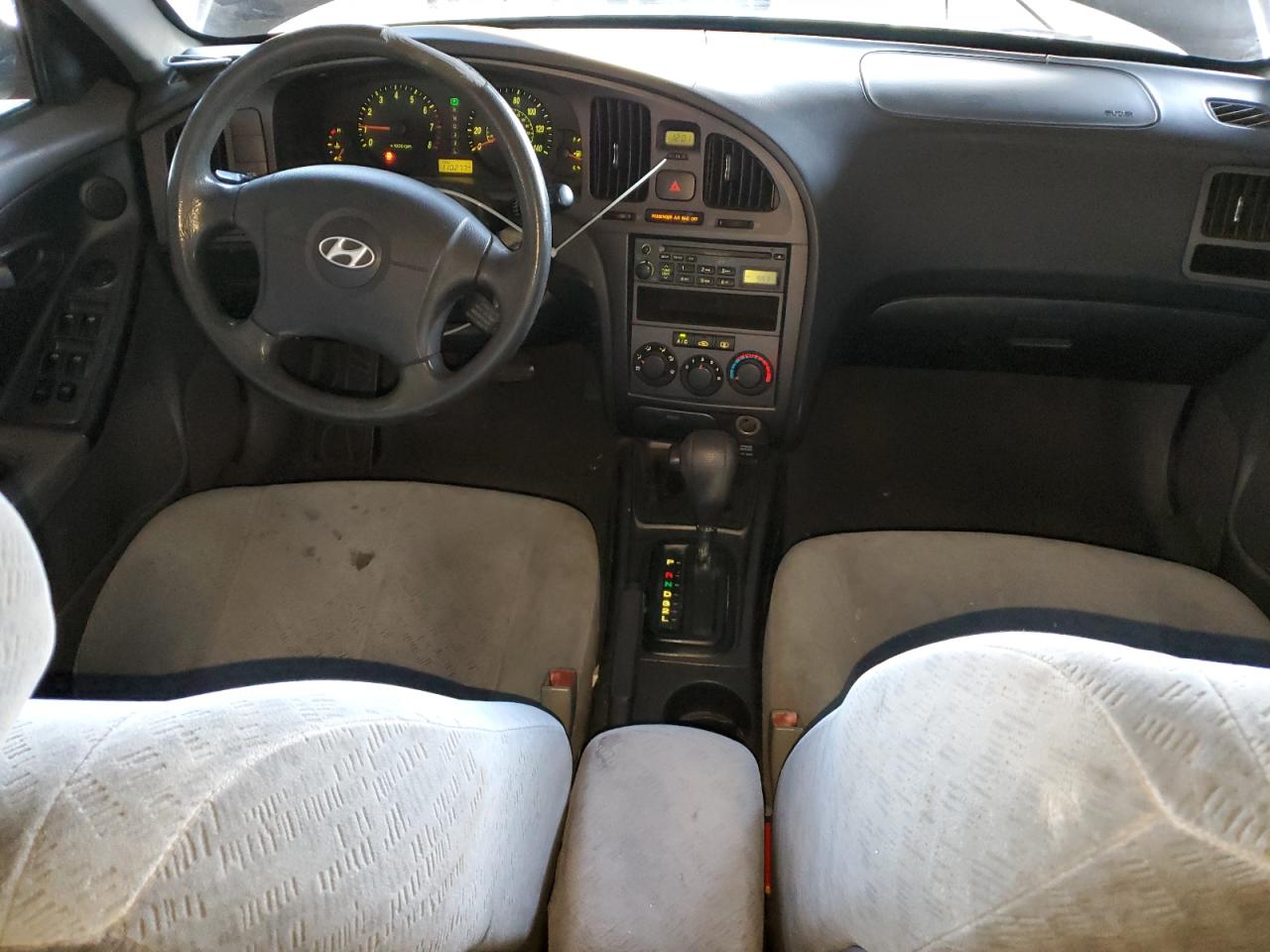 2006 Hyundai Elantra - Image 8
