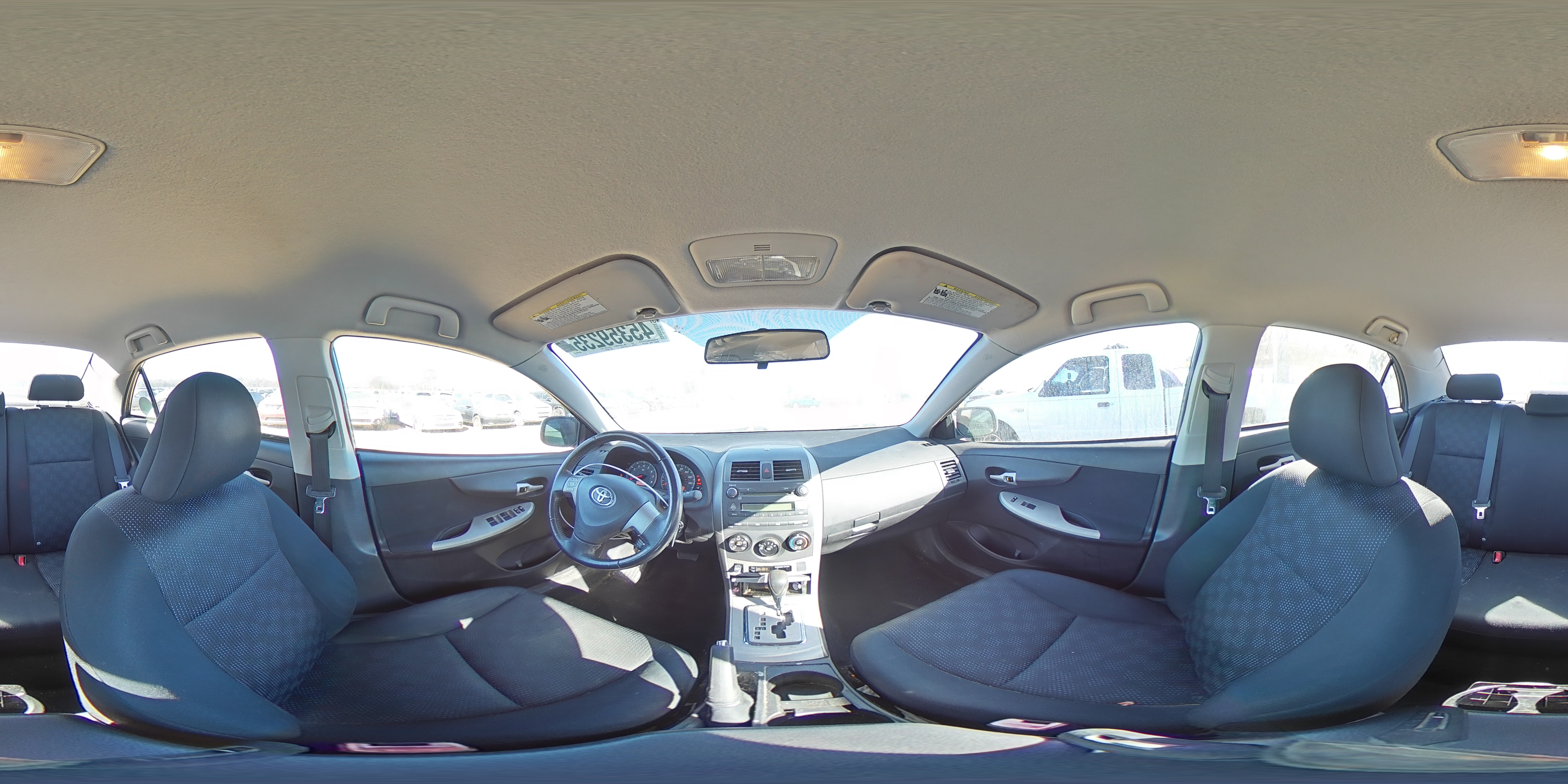 2010 Toyota Corolla - Image 13