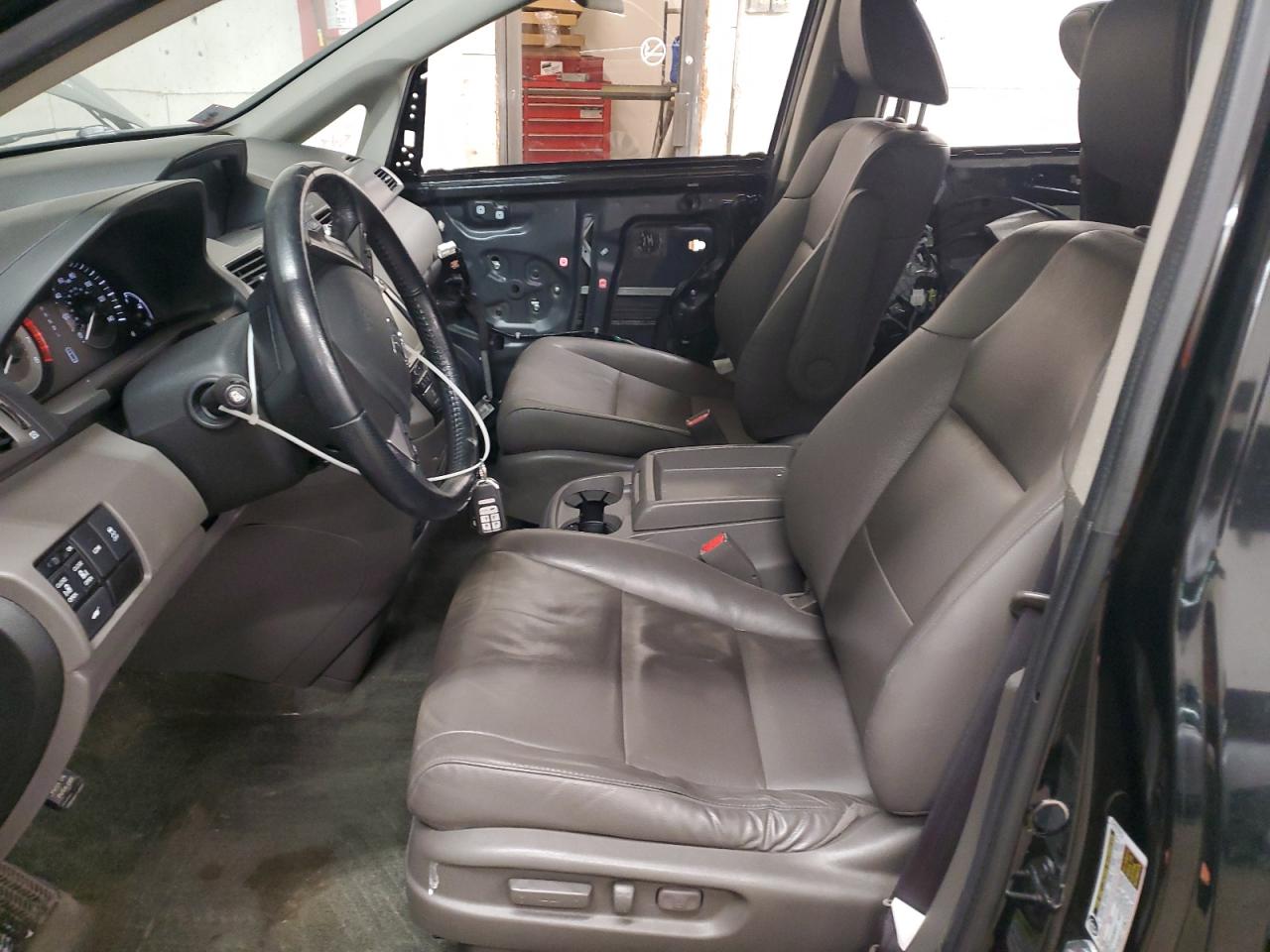 2016 Honda Odyssey - Image 7
