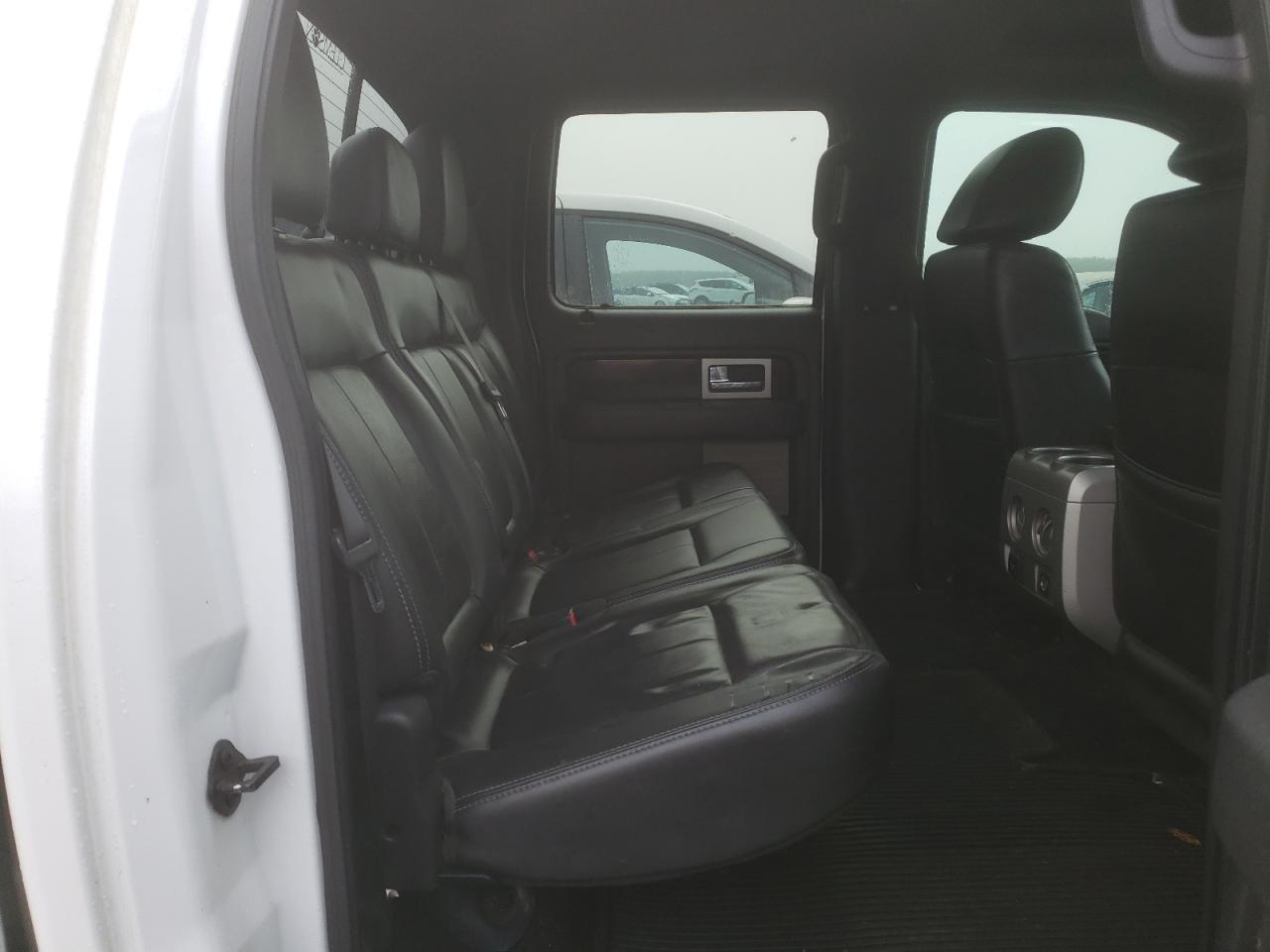 2011 Ford F-150 - Image 10