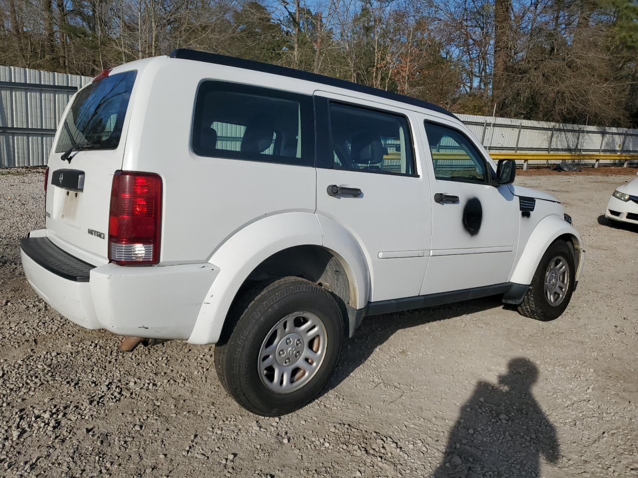 2011 Dodge Nitro - Image 3