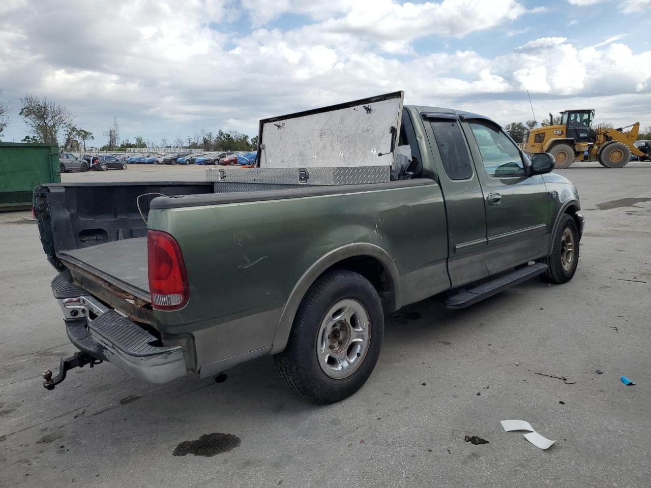 2001 Ford F-150 - Image 3