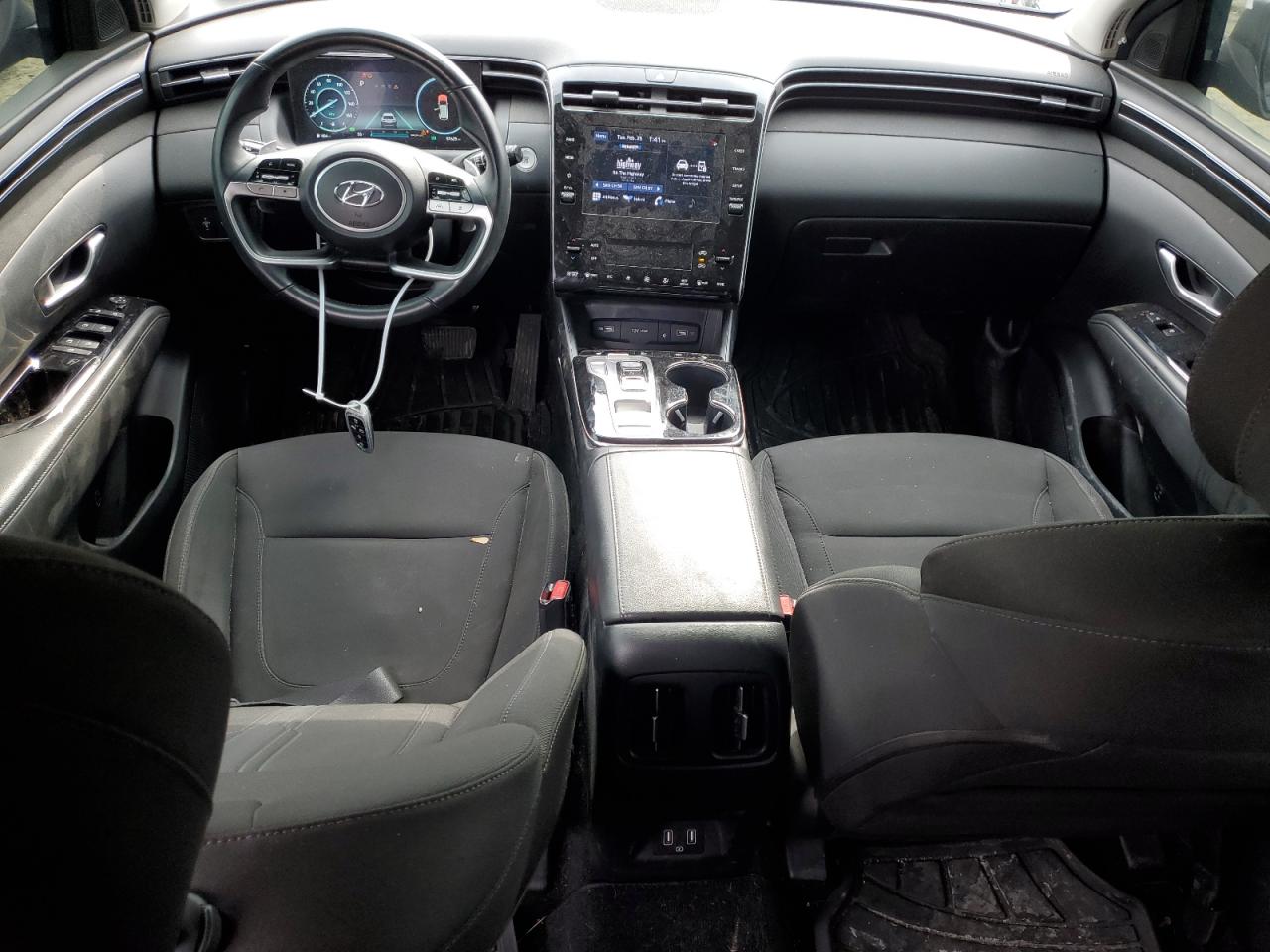 2022 Hyundai Tucson - Image 8