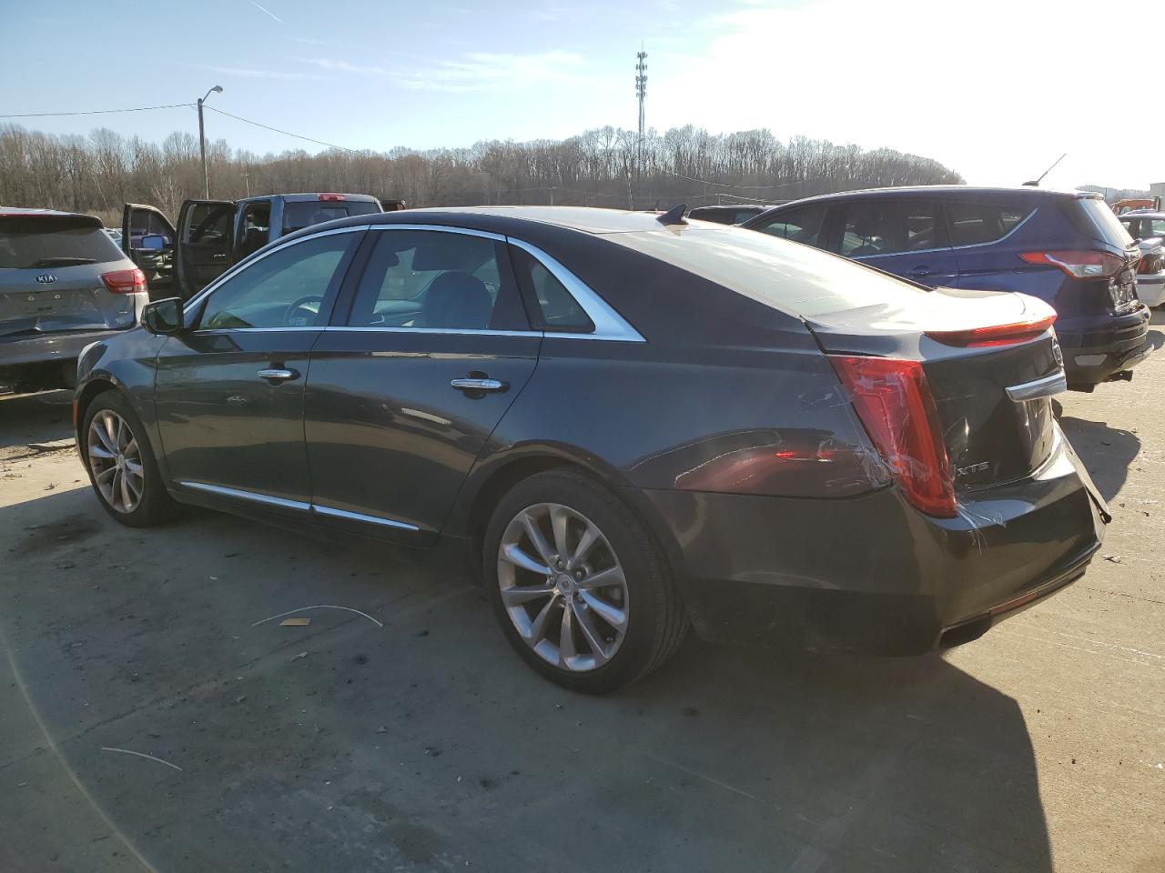2013 Cadillac XTS - Image 2