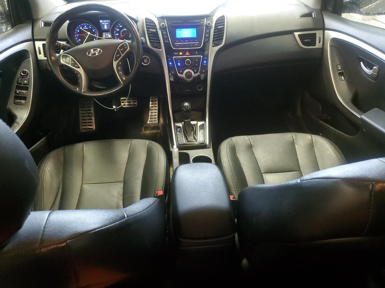 2013 Hyundai Elantra - Image 8