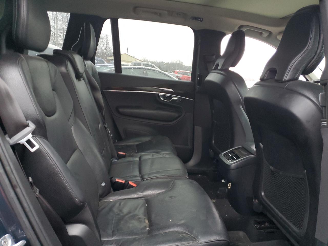 2019 Volvo XC90 - Image 11