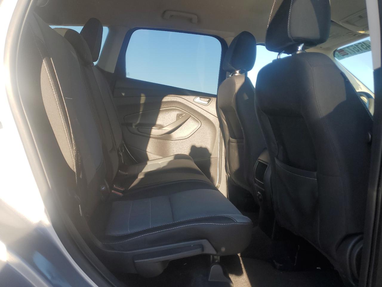 2015 Ford Escape - Image 11