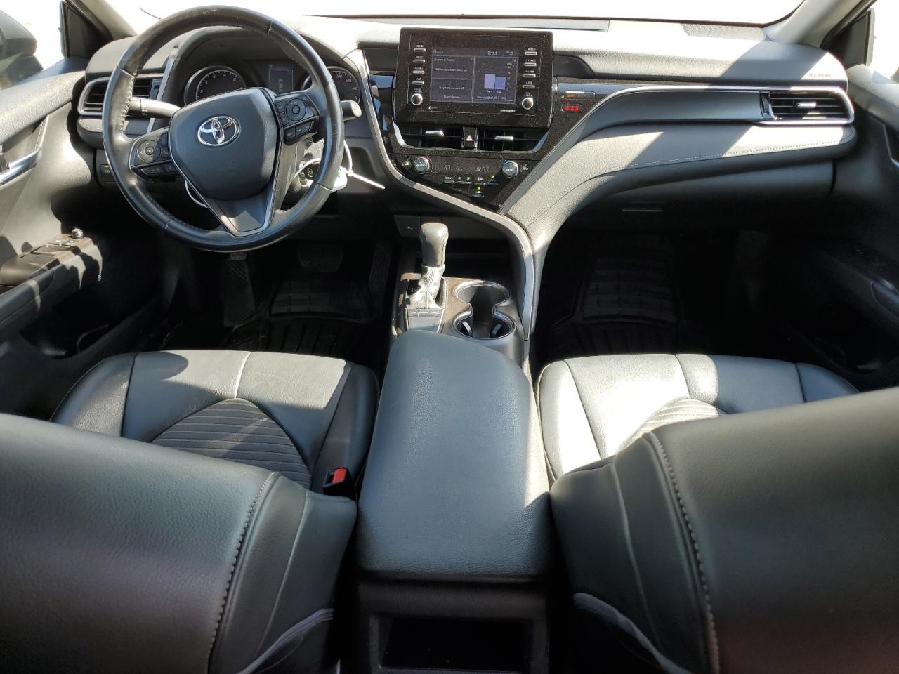 2022 Toyota Camry - Image 8