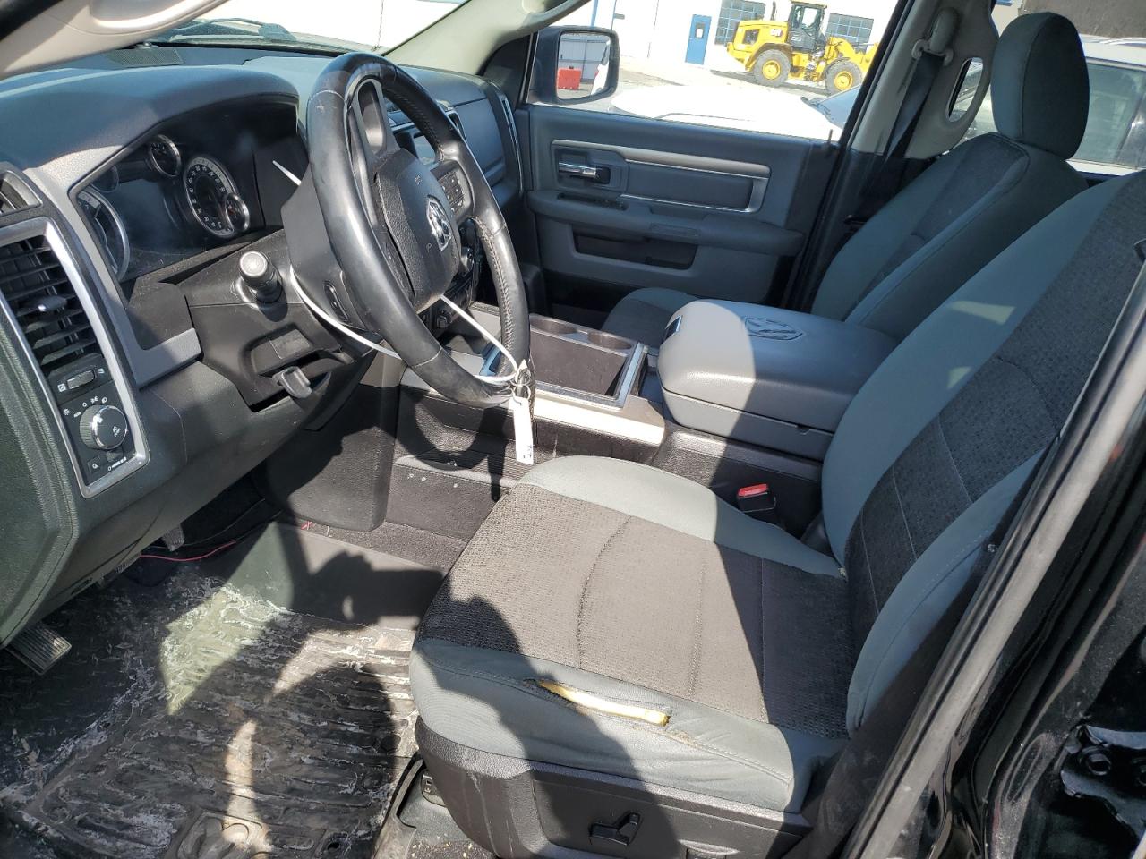 2015 RAM 1500 - Image 7