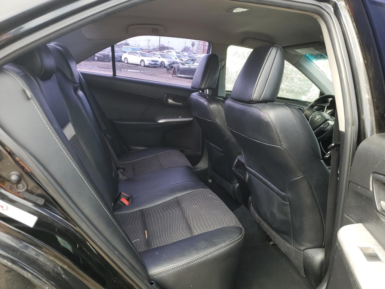 2013 Toyota Camry - Image 11
