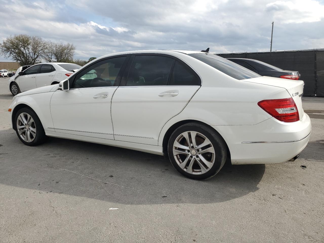 2014 Mercedes-Benz C-klasse - Image 2