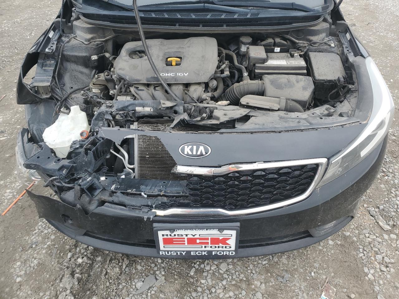 2017 Kia Forte - Image 13