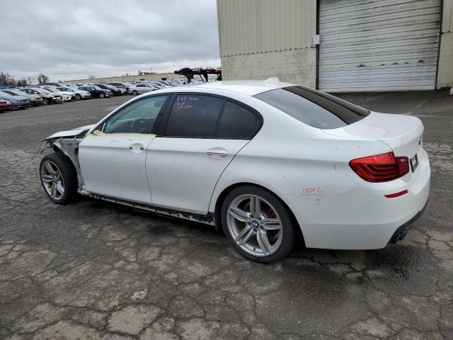 Седани BMW 5 SERIES 2015 Білий