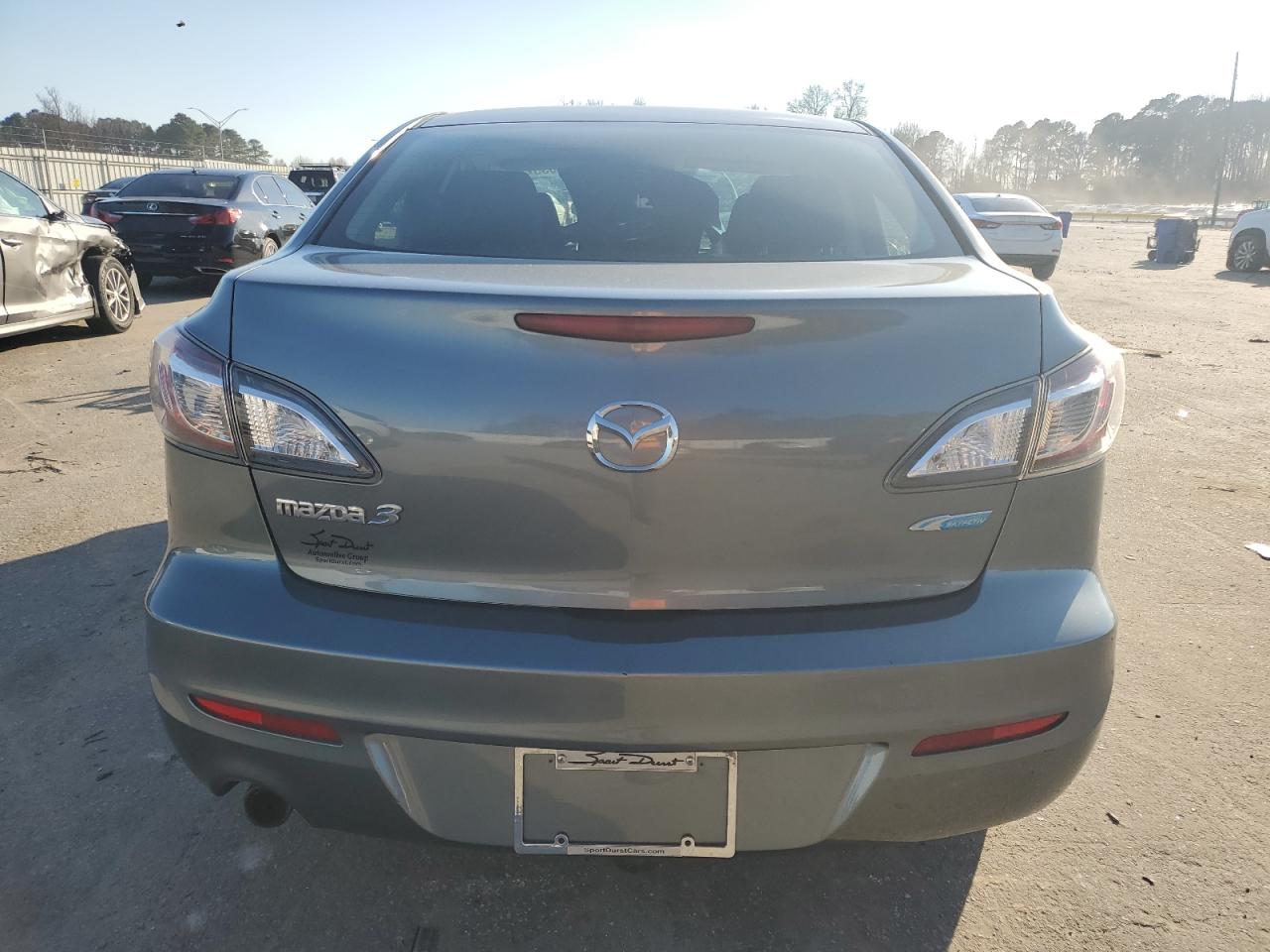 2012 Mazda 3 - Image 6