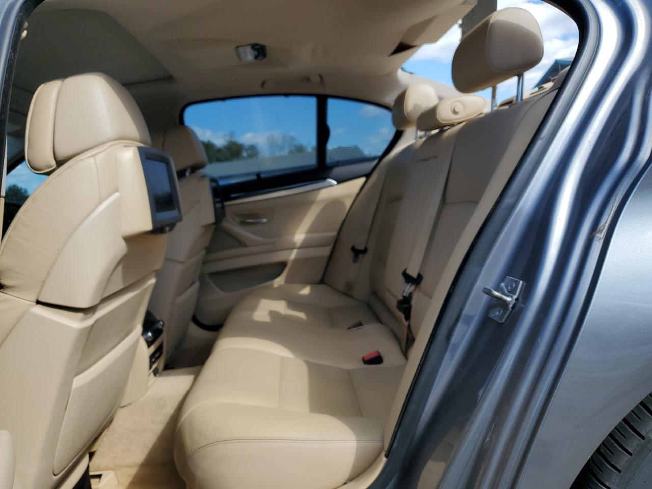 2011 BMW 5er - Image 10