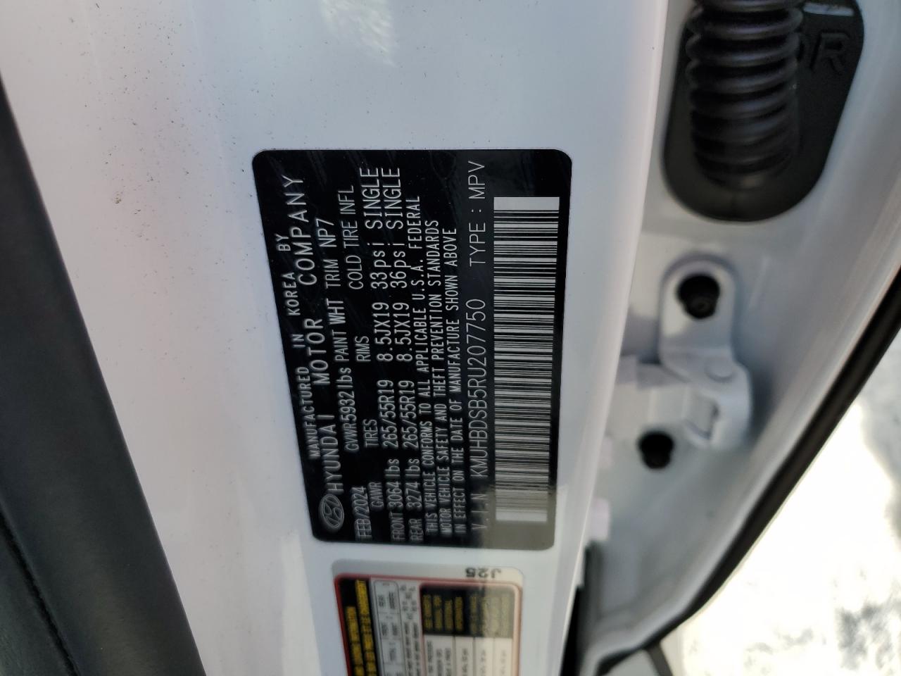 2024 Genesis GV80 - Image 12