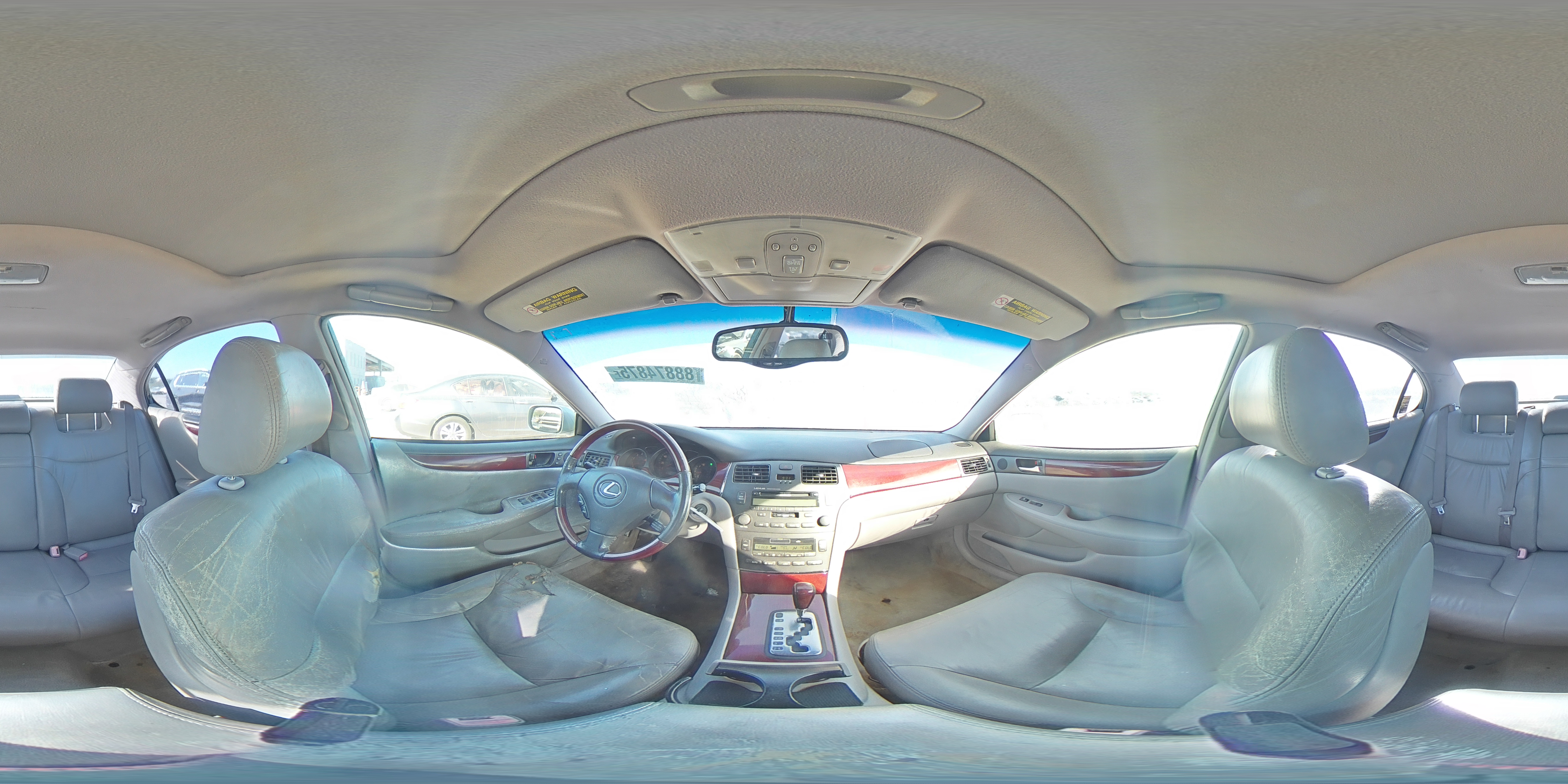 2004 Lexus ES - Image 13