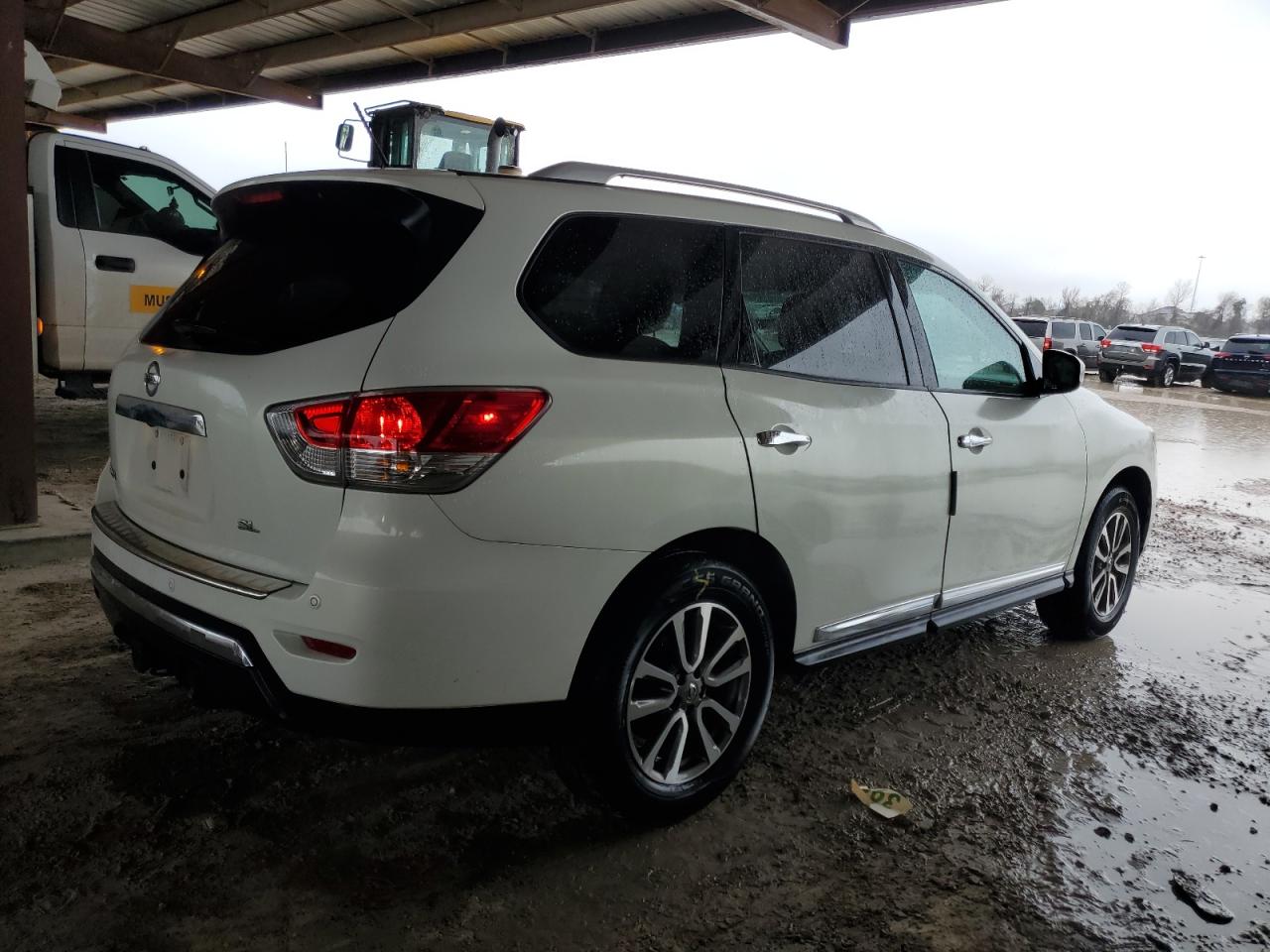 2013 Nissan Pathfinder - Image 3