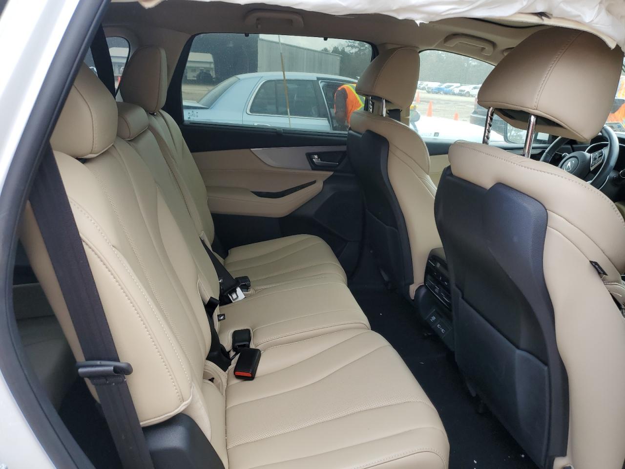 2022 Acura MDX - Image 12